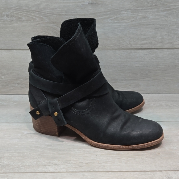 Ugg Australia Women Black Ankle Boots Leather Shoes Sz 11 - Picture 1 of 14